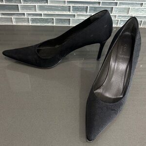 Gucci Black Pointed-Toe Monogram Heel Pumps size 8